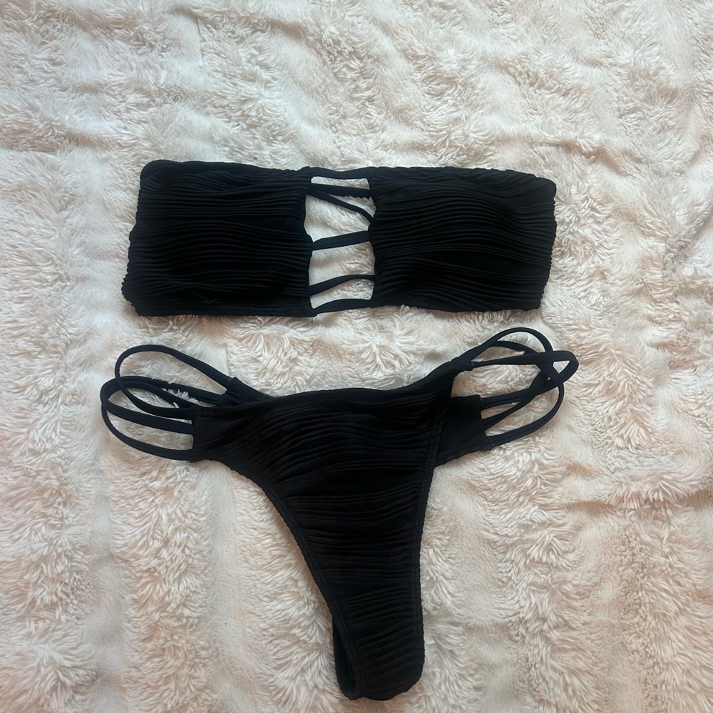 bandeau bikini